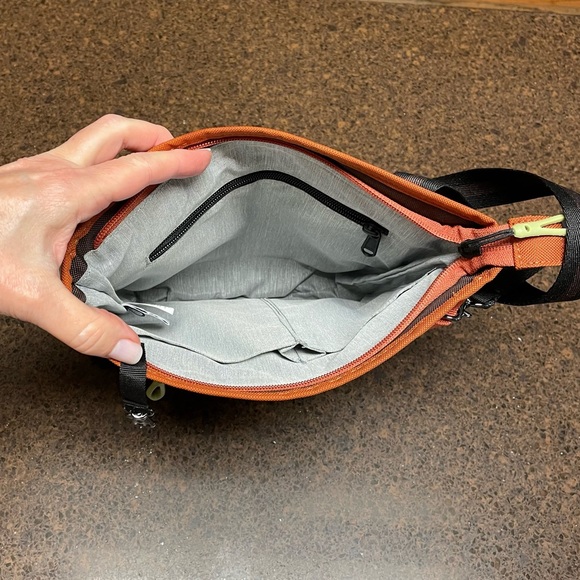 Sherpani Sadie Two-Tone Crossbody Bag - Orange and Brown - Picture 9 of 9